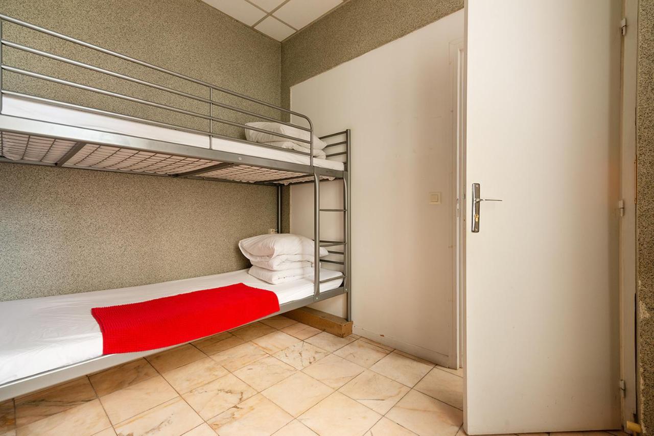 Cameleon Paris Guesthouse Pantin Exterior photo